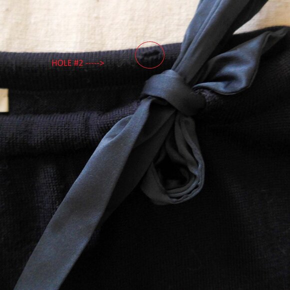 Il Gufo Girls 6 (fits like 10-12) Wool Boat Neck Sweater (Flawed) - Picture 6 of 10